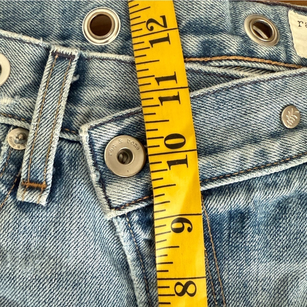 RAG & BONE Asymmetrical Zippered Riveted Waistband Distressed Hem Denim Short 28 - Picture 5 of 7